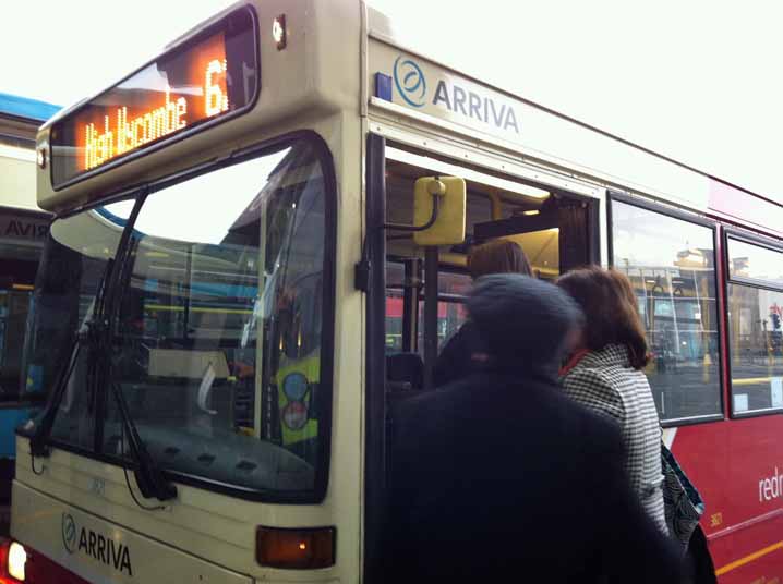 Arriva Shires Dennis Dart SLF 3821